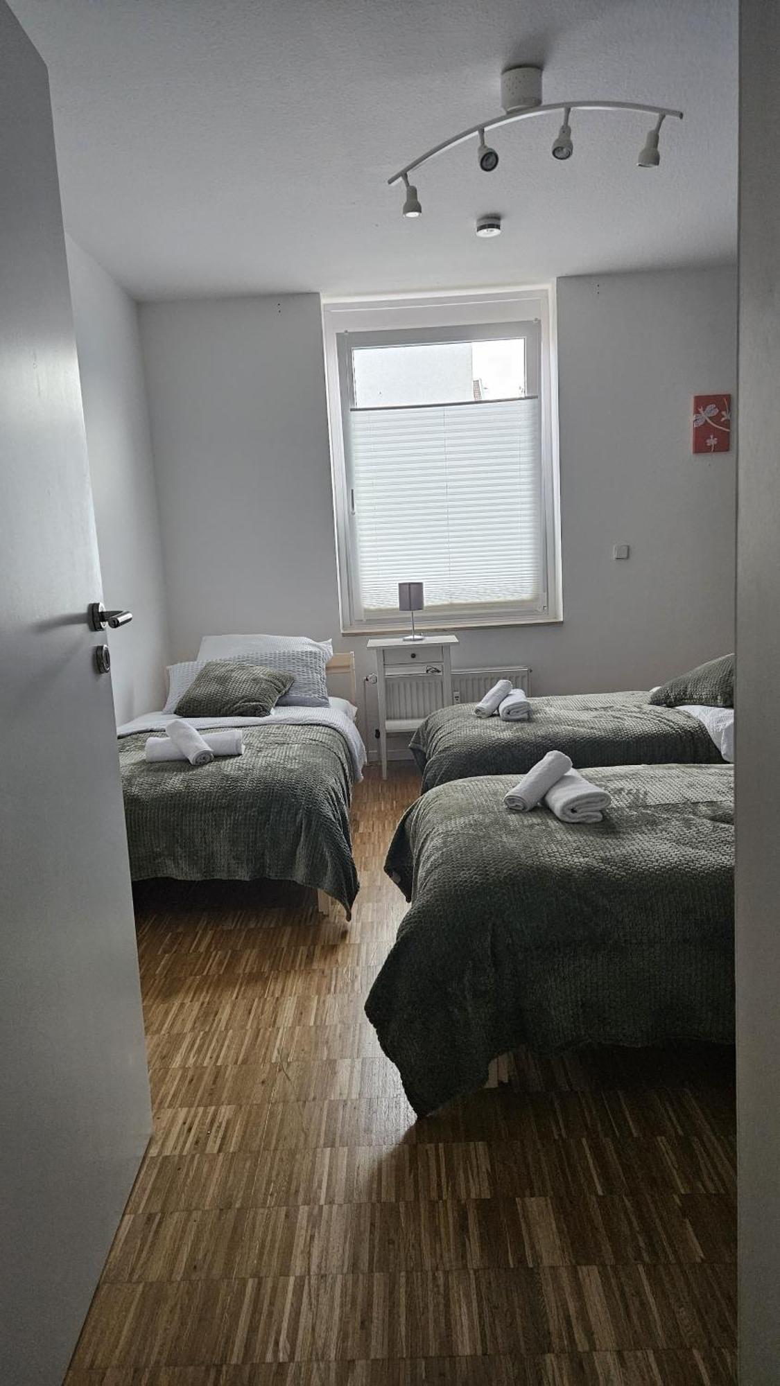 80 M2 Moderne Und Zentrale Wohnung In Hannover Mit Eigenem Parkplatz Eksteriør billede