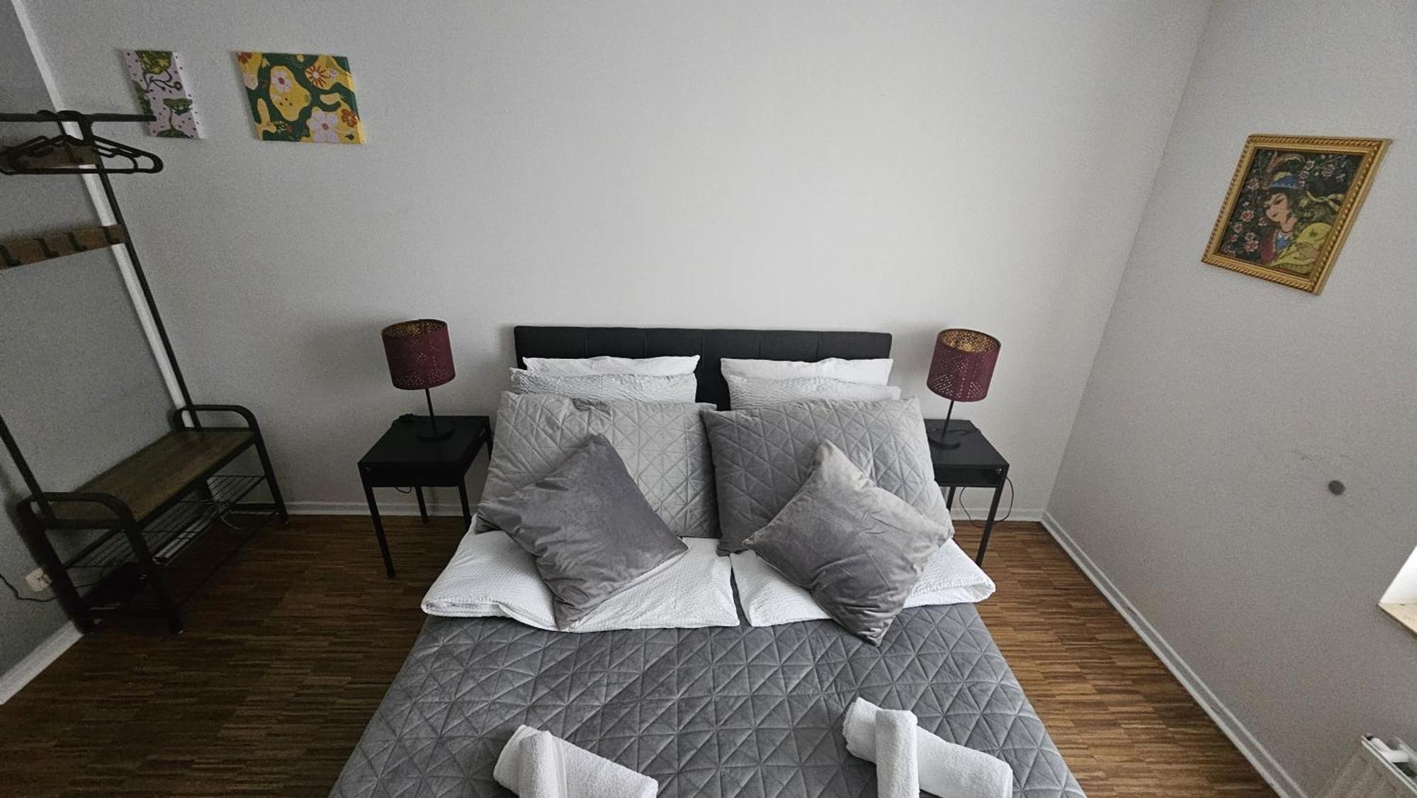 80 M2 Moderne Und Zentrale Wohnung In Hannover Mit Eigenem Parkplatz Eksteriør billede